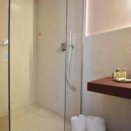 Residenza Vesentini Bed & Breakfast Pastrengo Bagian luar foto