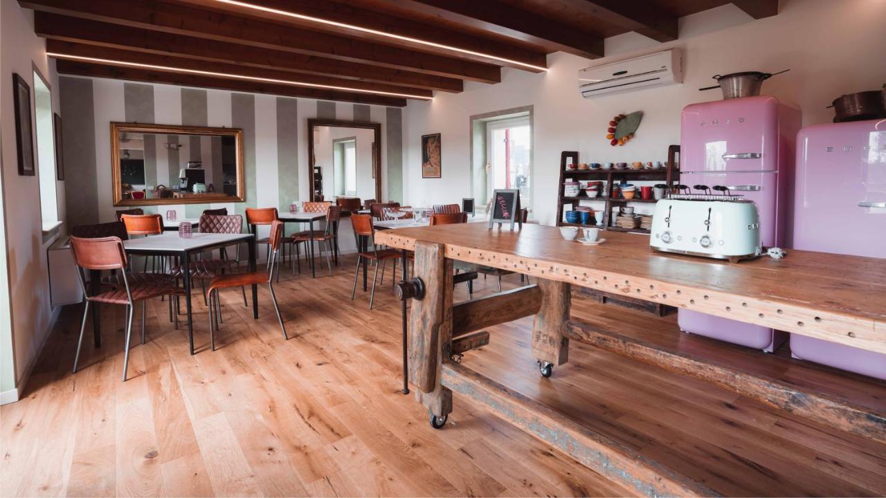 Residenza Vesentini Bed & Breakfast Pastrengo Bagian luar foto