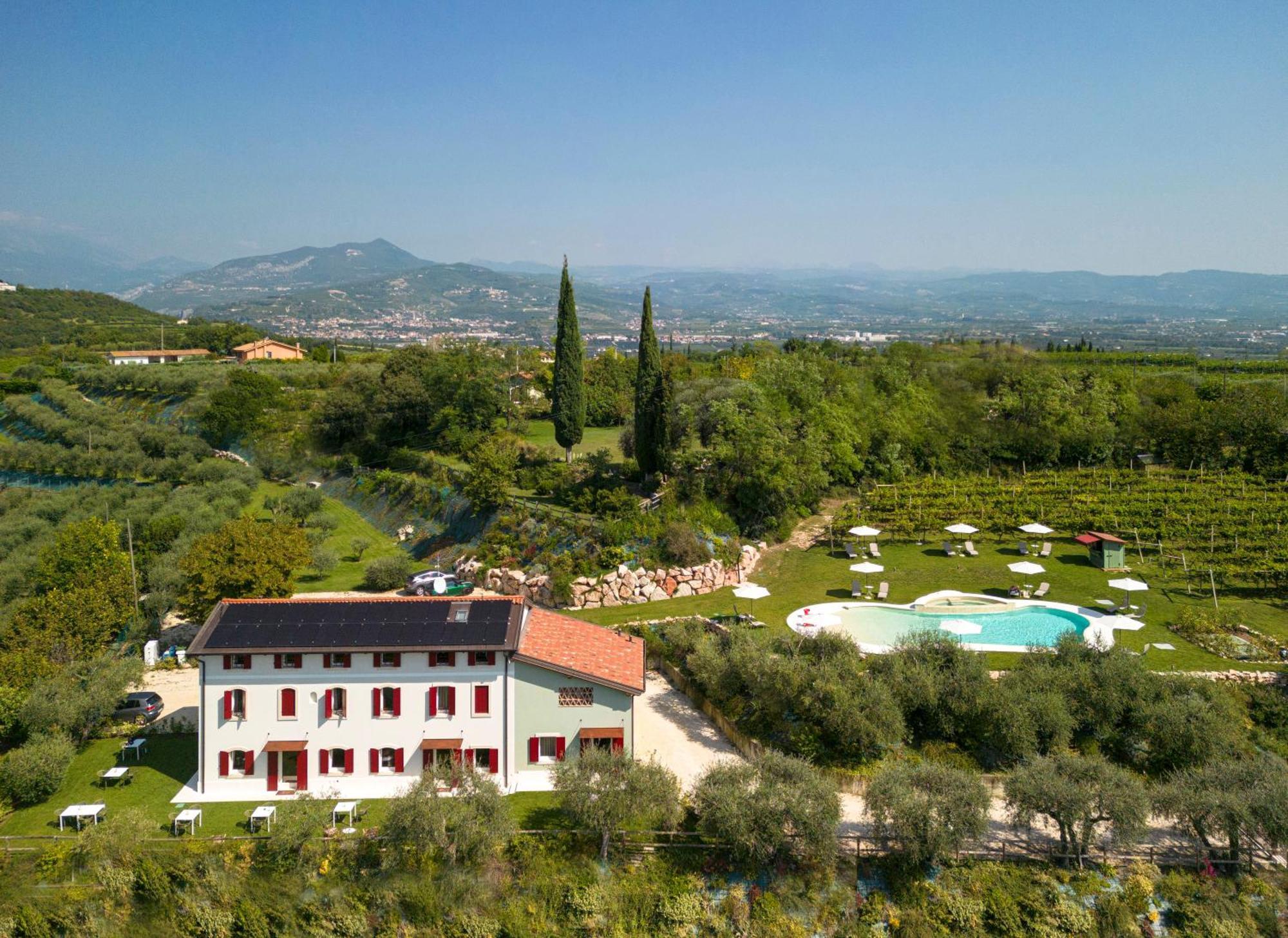 Residenza Vesentini Bed & Breakfast Pastrengo Bagian luar foto